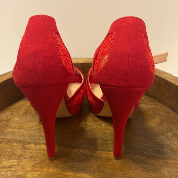 Red Rhinestone 7 1/2. 5 inch Stiletto heel shoes. Dream pairs Never worn. - Picture 6 of 8